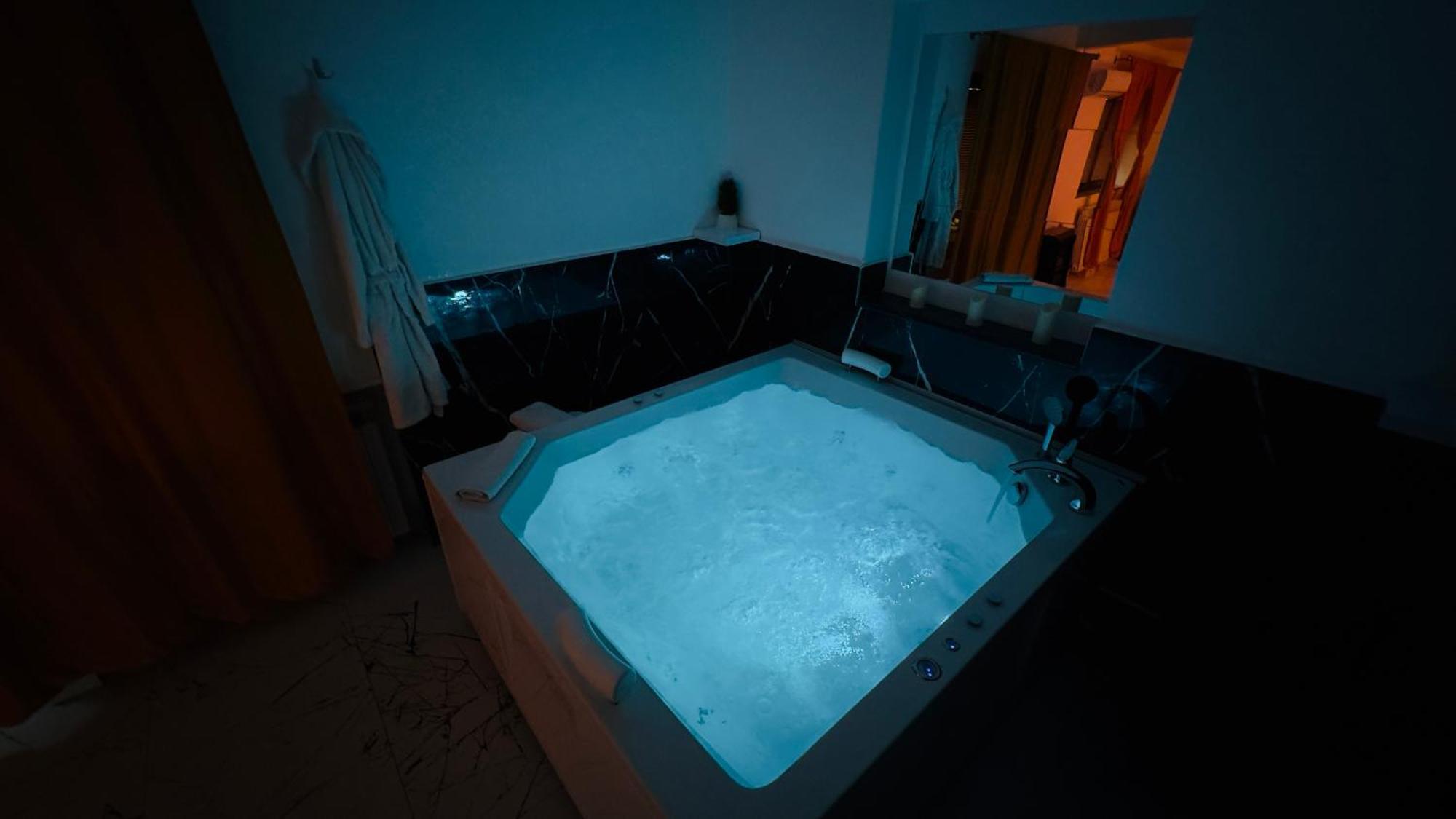 Hedonist Spa Jacuzzi Sarajevo Free Parking Εξωτερικό φωτογραφία